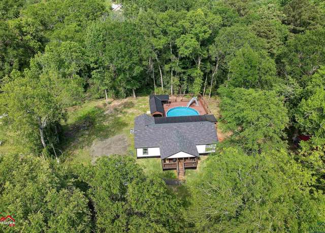 Property at 538 Timpson St, Timpson, TX 75975, 3 beds, 2 baths