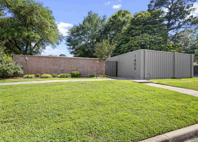 Property at 1805 Smallwood Dr, Longview, TX 75601, 3 beds, 2.5 baths