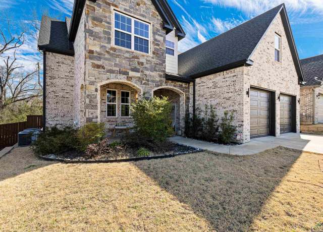 Property at 4516 Lone Oak Ln, Longview, TX 75605, 4 beds, 2.5 baths