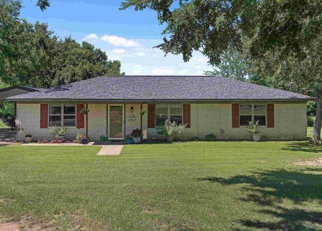 Property at 11453 W Cr 4186, Henderson, TX 75654, 3 beds, 2 baths