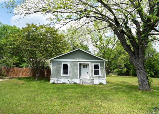 Property at 2103 Lancaster St, Marshall, TX 75672, 2 beds, 1 bath