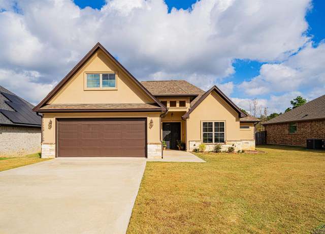 Property at 111 Decoy Ln, Hallsville, TX 75650, 3 beds, 2.5 baths