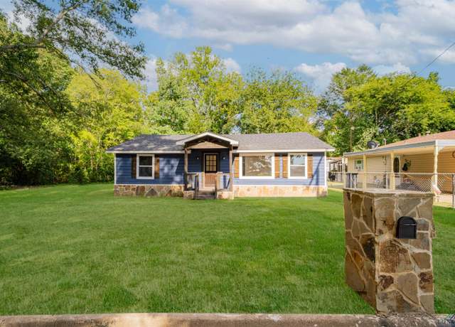 Property at 1816 Miles Blvd, Kilgore, TX 75662, 3 beds, 2 baths