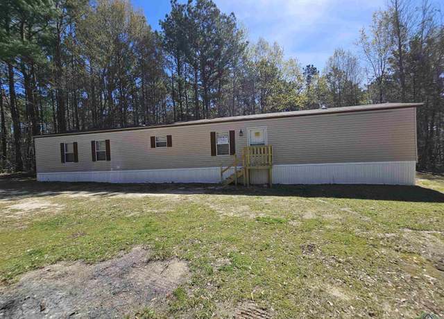 Property at 570 County Rd 3325, Atlanta, TX 75551, 3 beds, 2 baths