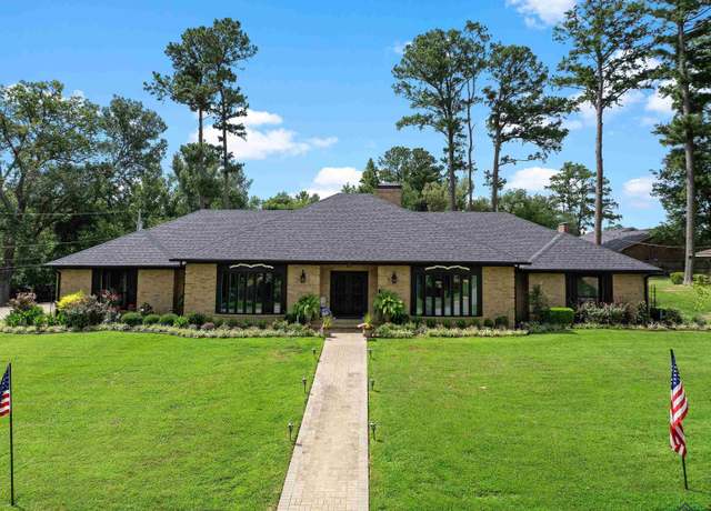 Property at 1103 Larkwood Trl, Henderson, TX 75654, 3 beds, 3.5 baths