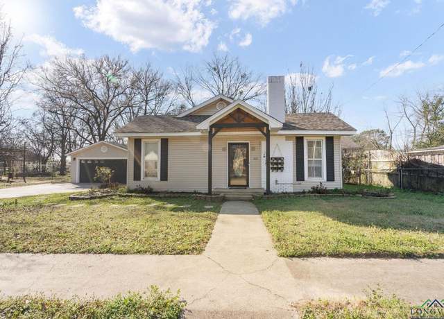 Property at 605 W Scott St, Gilmer, TX 75644, 3 beds, 2 baths