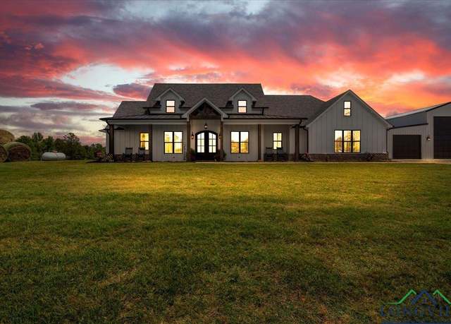 Property at 6858 N Cr 272, Henderson, TX 75652, 3 beds, 2.5 baths