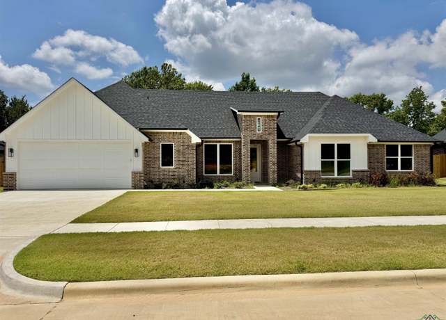 Property at 990 Mallard Dr, Lindale, TX 75771, 4 beds, 2.5 baths