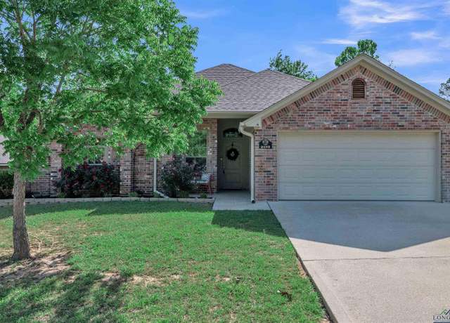 Property at 112 Labrador Ln, Hallsville, TX 75650, 4 beds, 2 baths