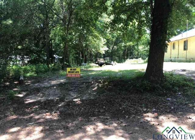 Property at 807 W Washington St, Longview, TX 75601