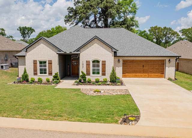 Property at 107 Hay Meadow Dr, Winona, TX 75792, 3 beds, 2 baths
