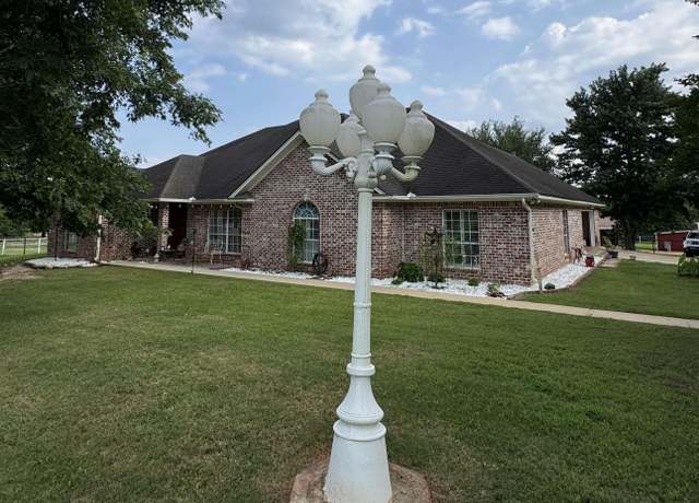 Property at 5521 W Sh 21, Nacogdoches, TX 75964, 4 beds, 3.5 baths
