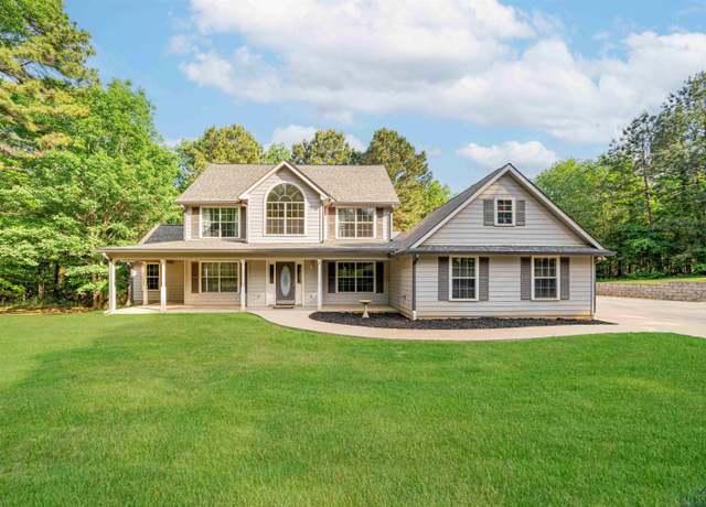 Property at 827 Collins Rd, Hallsville, TX 75650, 3 beds, 3 baths
