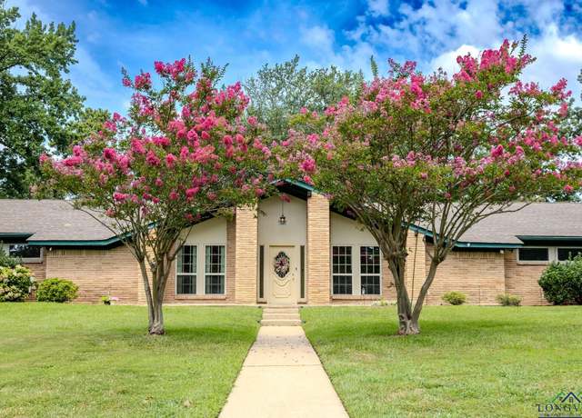 Property at 1913 N Tenth, Longview, TX 75601, 4 beds, 3 baths