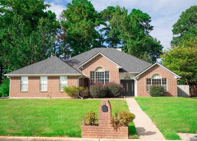 Property at 307 Forest Hills Dr, Hallsville, TX 75650, 3 beds, 2.5 baths