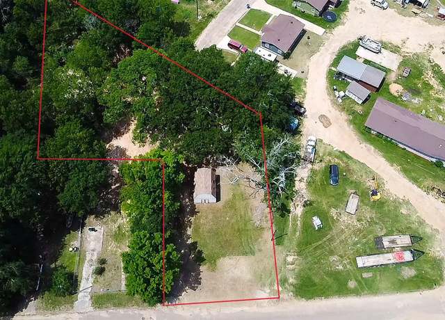 Property at 703 Dr Mlk Dr, Gladewater, TX 75647, 1 bed