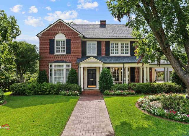 Property at 905 S Main St, Henderson, TX 75654, 5 beds, 3 baths
