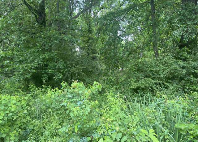 Property at 419 Yates St, Marshall, TX 75672