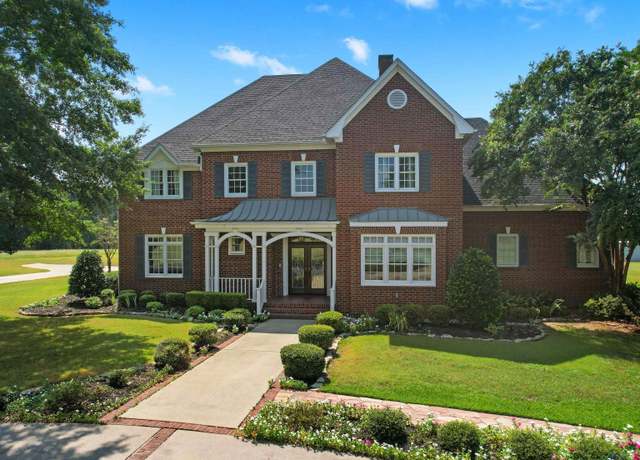 Property at 5249 Rosborough Springs Rd, Marshall, TX 75672, 4 beds, 4.5 baths