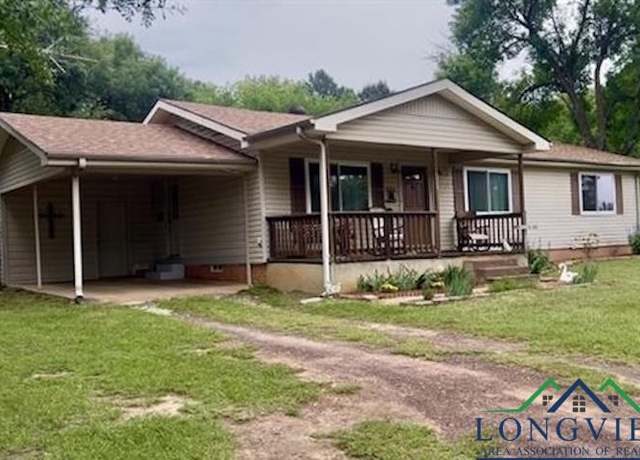 Property at 226 Circle Rdg, Gilmer, TX 75645, 3 beds, 2 baths