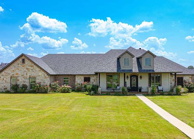 Property at 225 Clements Cir, Tatum, TX 75691, 5 beds, 5 baths