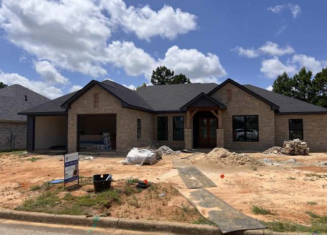 Property at 2802 Peregrine Trl, Longview, TX 75605, 4 beds, 3 baths
