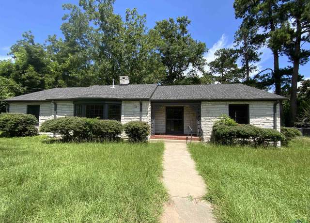 Property at 506 N Rusk St, Overton, TX 75684, 3 beds, 2 baths