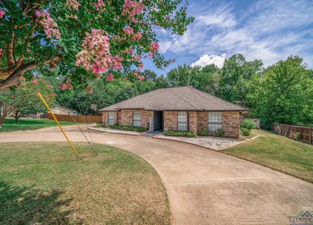 Property at 201 Alta St, Longview, TX 75604, 5 beds, 3.5 baths