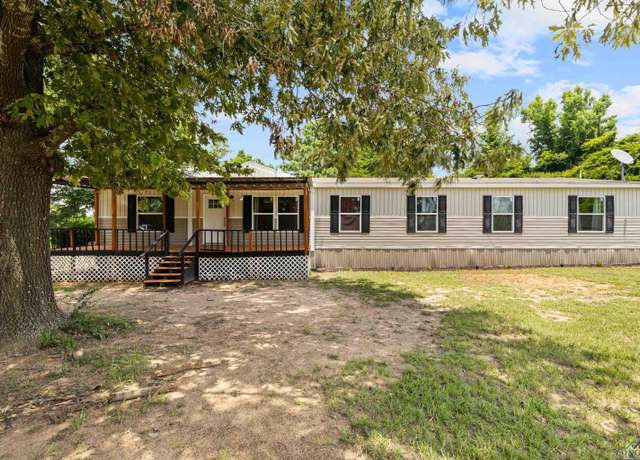 Property at 2428 Fm 2088, Gilmer, TX 75644, 5 beds, 3 baths