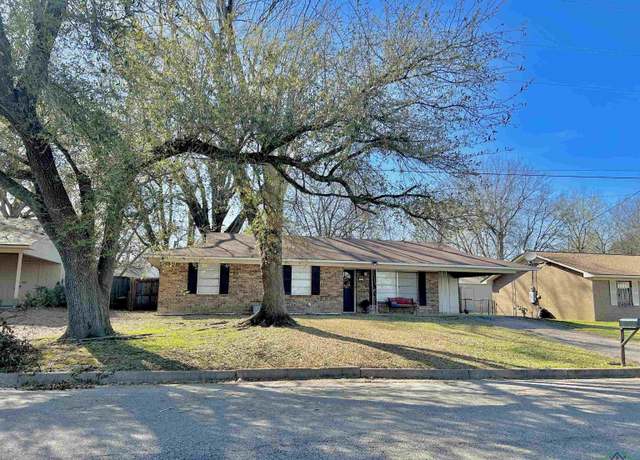 Property at 211 Paris St, Longview, TX 75604, 3 beds, 1.5 baths
