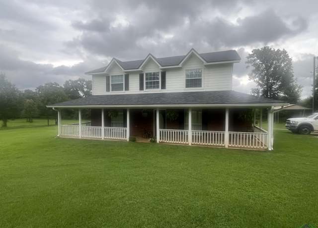Property at 13435 Fm 95 S, Mount Enterprise, TX 75681, 5 beds, 2.5 baths