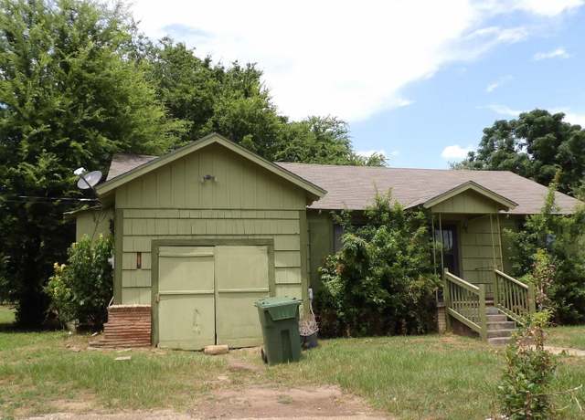 Property at 509 Medill St, Marshall, TX 75670, 2 beds, 1 bath