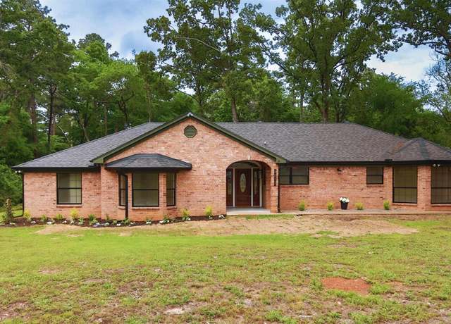 Property at 4613 Lori Small Ln, Longview, TX 75605, 3 beds, 2 baths