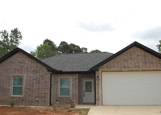 Property at 4100 Sue Bell Lake Rd, Marshall, TX 75670, 3 beds, 2 baths