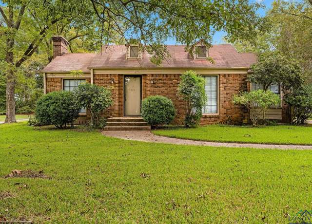Property at 306 Pace Ave, Naples, TX 75568, 3 beds, 2 baths