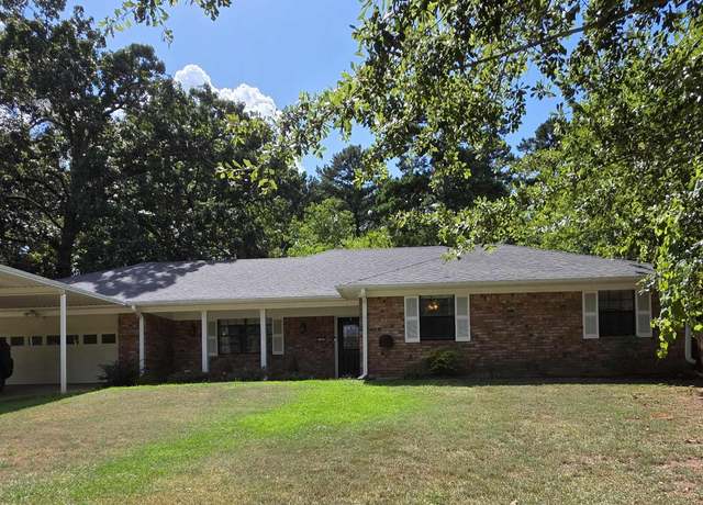 Property at 1101 N Idlewood Dr, White Oak, TX 75693, 3 beds, 2.5 baths