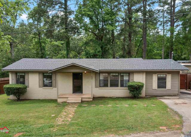 Property at 3403 S Garrett St, Marshall, TX 75672, 3 beds, 1 bath