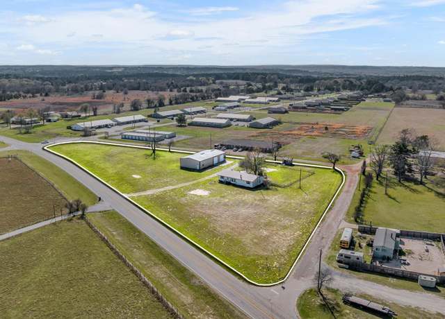 Property at 20635 Fm 1804, Lindale, TX 75771, 3 beds, 2 baths