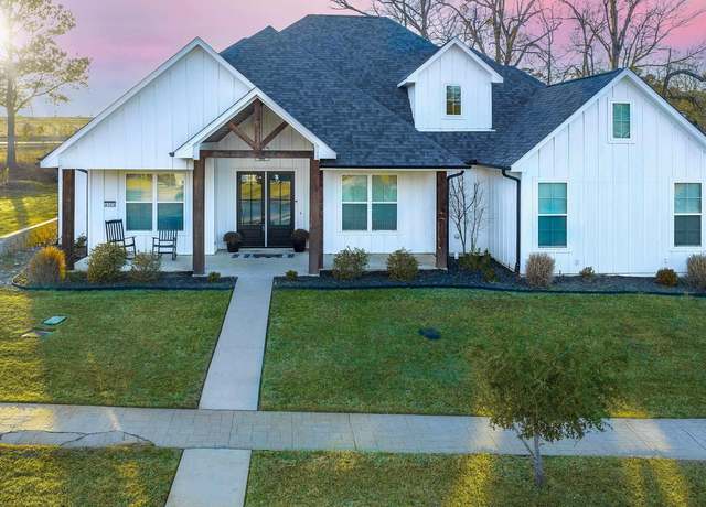 Property at 4205 Savannah Hills Ln, Longview, TX 75605, 4 beds, 3.5 baths