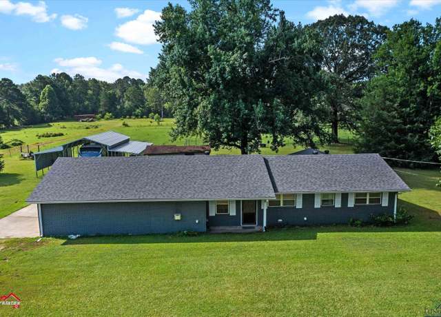 Property at 1427 County Road 202, Carthage, TX 75633, 3 beds, 2 baths