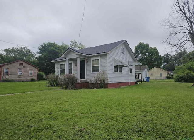 Property at 411 Sunset Ave, Henderson, TX 75654, 1 bed, 1 bath