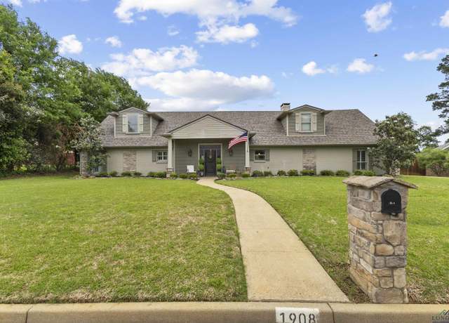 Property at 1908 Centenary Dr, Longview, TX 75601, 4 beds, 3.5 baths