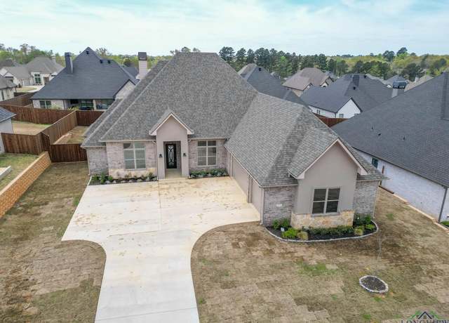 Property at 3925 Hidden Hills Cir, Longview, TX 75605, 4 beds, 3 baths