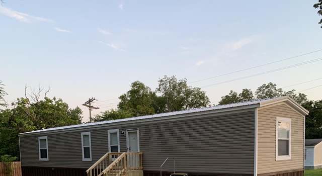 Photo of 400 E Front St, Naples, TX 75568