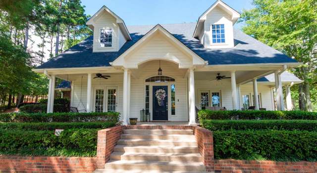 Photo of 1311 Tall Timber Dr, Tyler, TX 75703