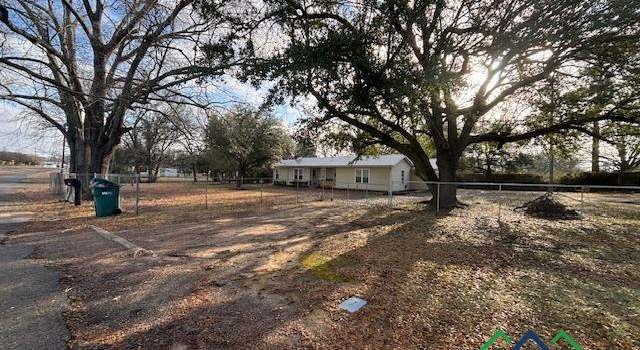 Photo of 102 E Front St, Naples, TX 75568