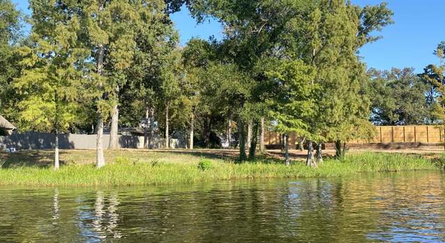 Photo of NGG 20 Lake Cherokee Rd, Longview, TX 75603
