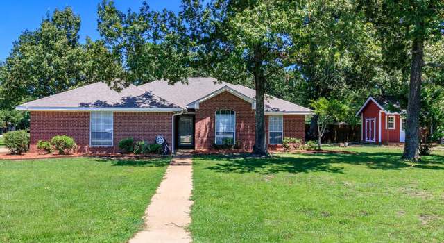 Photo of 13201 Choice Cir, Lindale, TX 75771