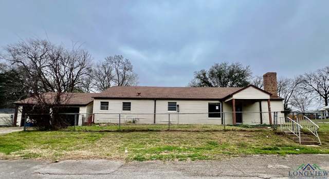 Photo of 514 Beverly Dr, Carthage, TX 75633