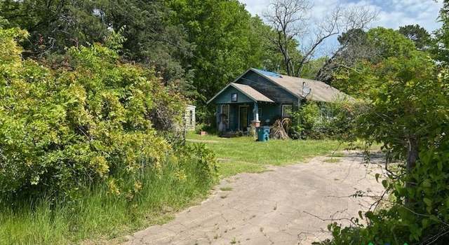 Photo of 518 Live Oak St, Carthage, TX 75633